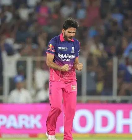 You are currently viewing जुरेल–बिश्नोईचा डबल धमाका; राजस्थानचा गुजरातवर ६ धावांनी थरारक विजय