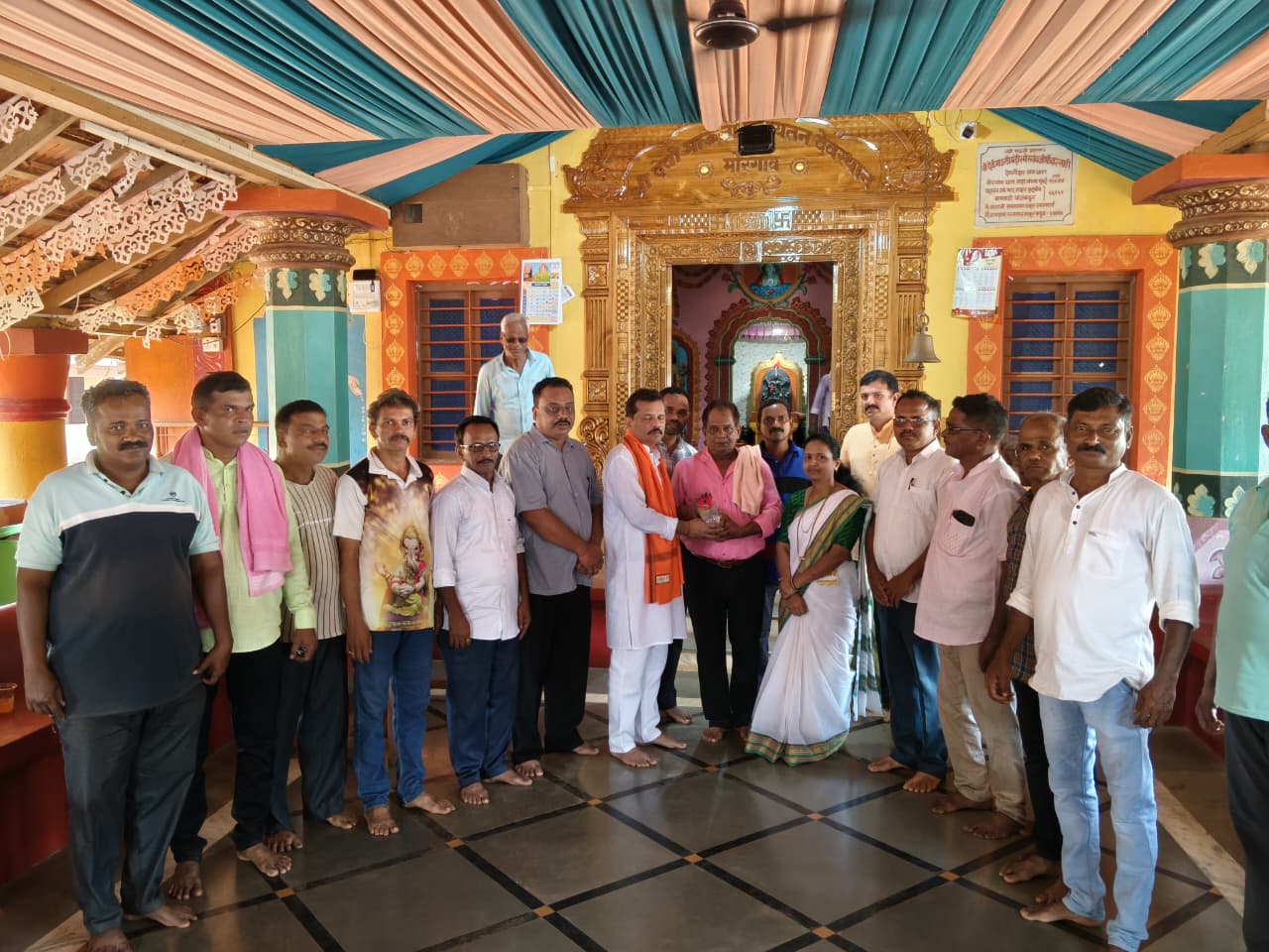 You are currently viewing मोरगावात चव्हाटा मंदिर सभागृहाच्या कोनशिला समारंभाला उत्स्फूर्त प्रतिसाद