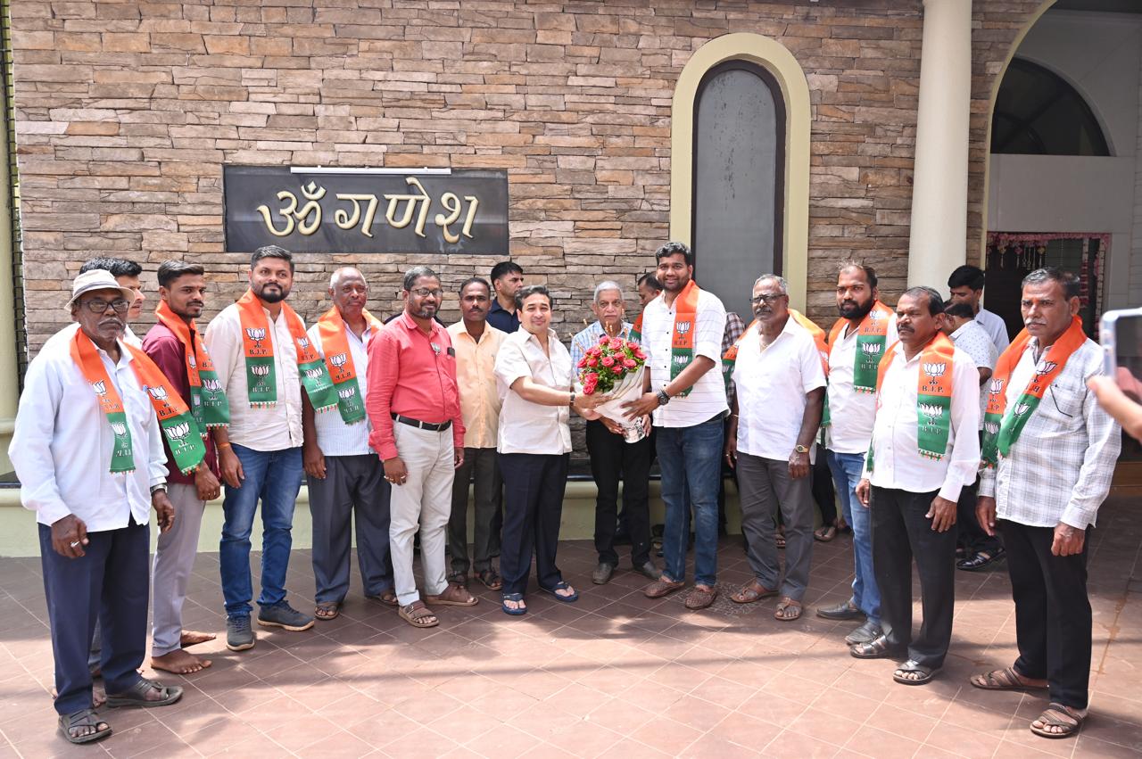 You are currently viewing देवगड-जामसंडेत उबाठा युवा सेनेला मोठा धक्का