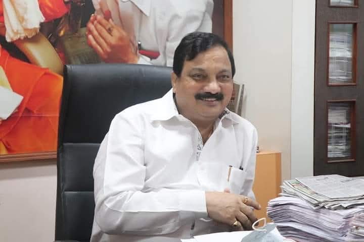 You are currently viewing जी. जी. उपरकर यांचा वाढदिवस विविध उपक्रमांनी साजरा सावंतवाडी-वेंगुर्ल्यात पाच दिवसीय कार्यक्रमांचे आयोजन