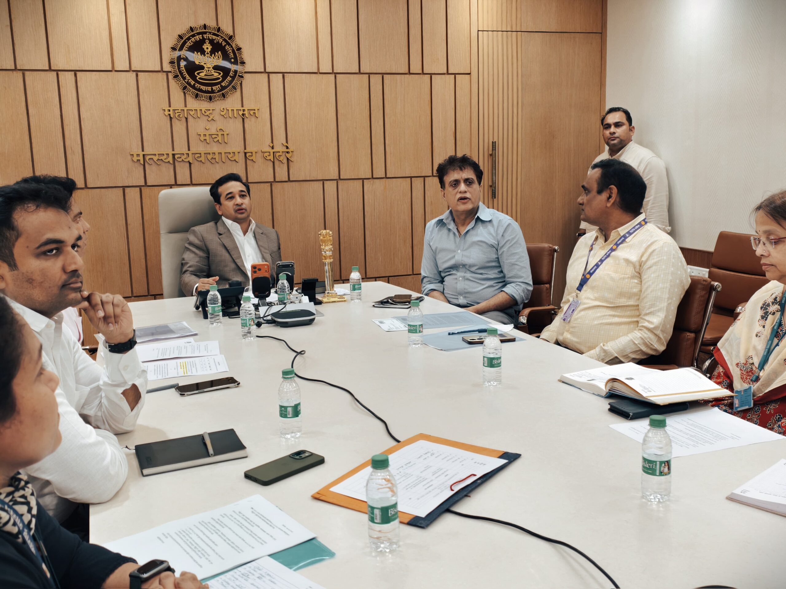 You are currently viewing चिपी–मुंबई विमानसेवा लवकर सुरू करा; पालकमंत्री नितेश राणे यांचे निर्देश