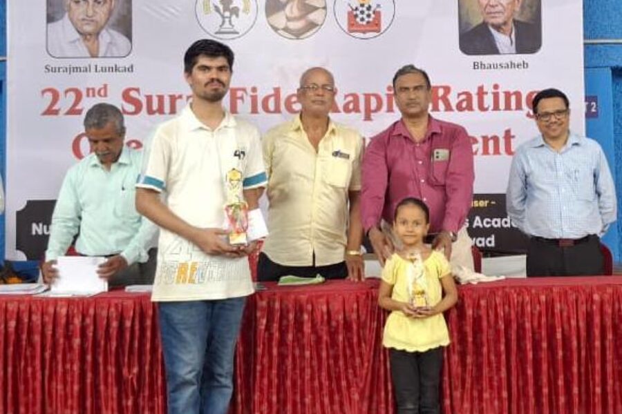 राष्ट्रीय बुद्धिबळ स्पर्धेत बाळकृष्ण पेडणेकर व सहा वर्षीय दिव्यांका नार्वेकरची नेत्रदीपक कामगिरी