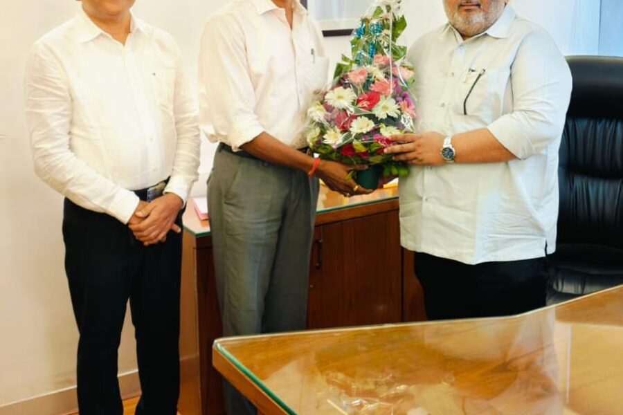 पालू गावाचे भूषण काका गुरव यांना पोलीस उपनिरीक्षक पदावर बढती