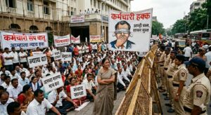 Read more about the article शासन सुस्त… कर्मचारी त्रस्त : संवाद हरवला, विश्वास डळमळला