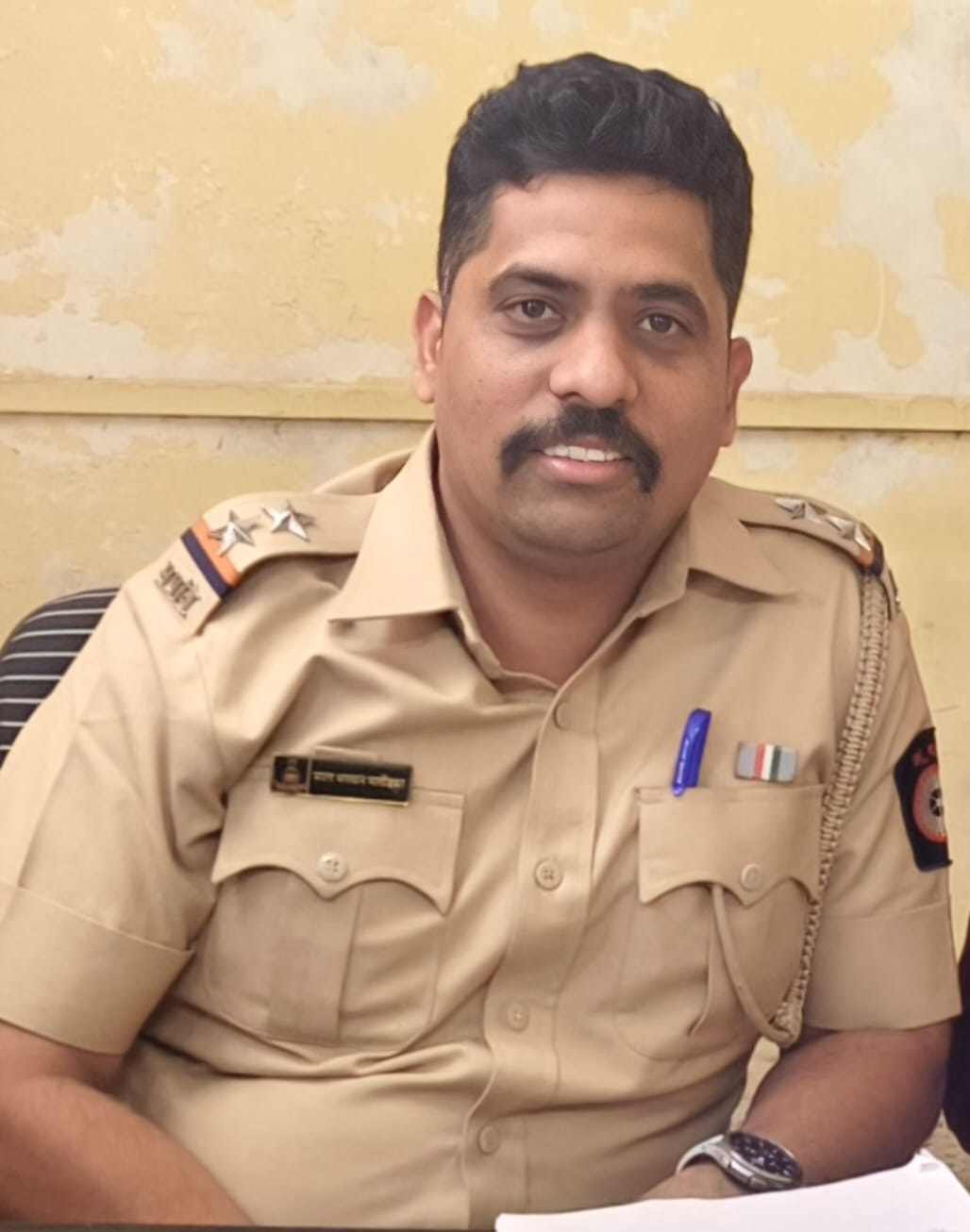 You are currently viewing सामाजिक बांधिलकी प्रतिष्ठानच्या रुग्णवाहिकेचे नोंदणी शुल्क माफ; आरटीओ पराग मातोंडकर यांची पुढाकार