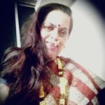 शीर्षक: हरवलेल्या पाऊलवाटा