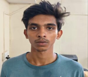 Read more about the article कुडाळात गांजा विक्री करणारा तरुण रंगेहात अटकेत; पोलिसांची धडक कारवाई