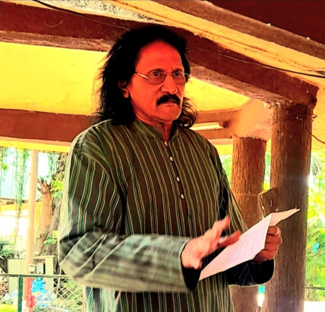 You are currently viewing भूकेला.. कळत नाही…!!