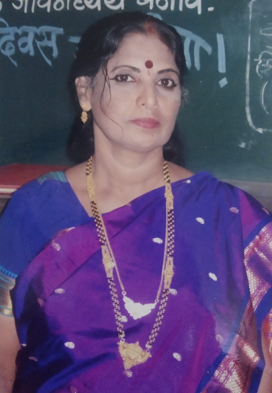 You are currently viewing उध्वस्त क्षितिज