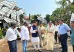 वादळग्रस्त सावंतवाडीची केसरकरांकडून पाहणी; २१ ठिकाणी नुकसान