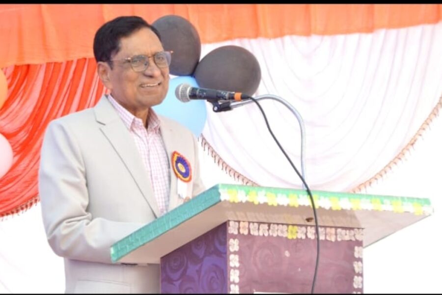 प्राचार्य डॉ. रामदास चवरे यांची संस्कार शिबिराला देणगी 