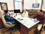 कोकण रेल्वे प्रकल्पातील प्रलंबित प्रकल्प बाधितांना रोजगारात प्राधान्य द्या