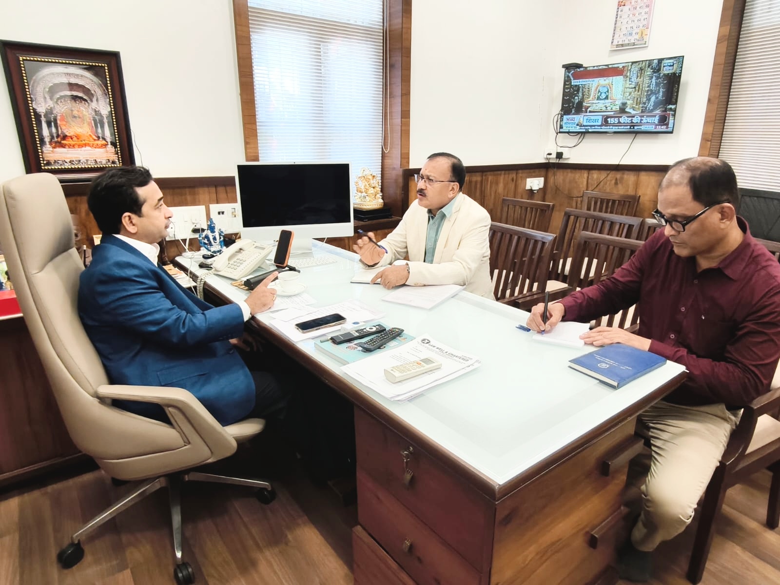 You are currently viewing कोकण रेल्वे प्रकल्पातील प्रलंबित प्रकल्प बाधितांना रोजगारात प्राधान्य द्या