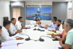 नदीपात्रातील उर्वरित गाळ काढण्याचे काम तत्काळ पूर्ण करण्याचे जिल्हाधिकाऱ्यांचे निर्देश
