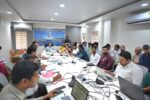 शेतकऱ्यांना दर्जेदार बियाणे, खतांचा पुरेसा साठा आणि तातडीची मदत द्या – पालकमंत्री नितेश राणे