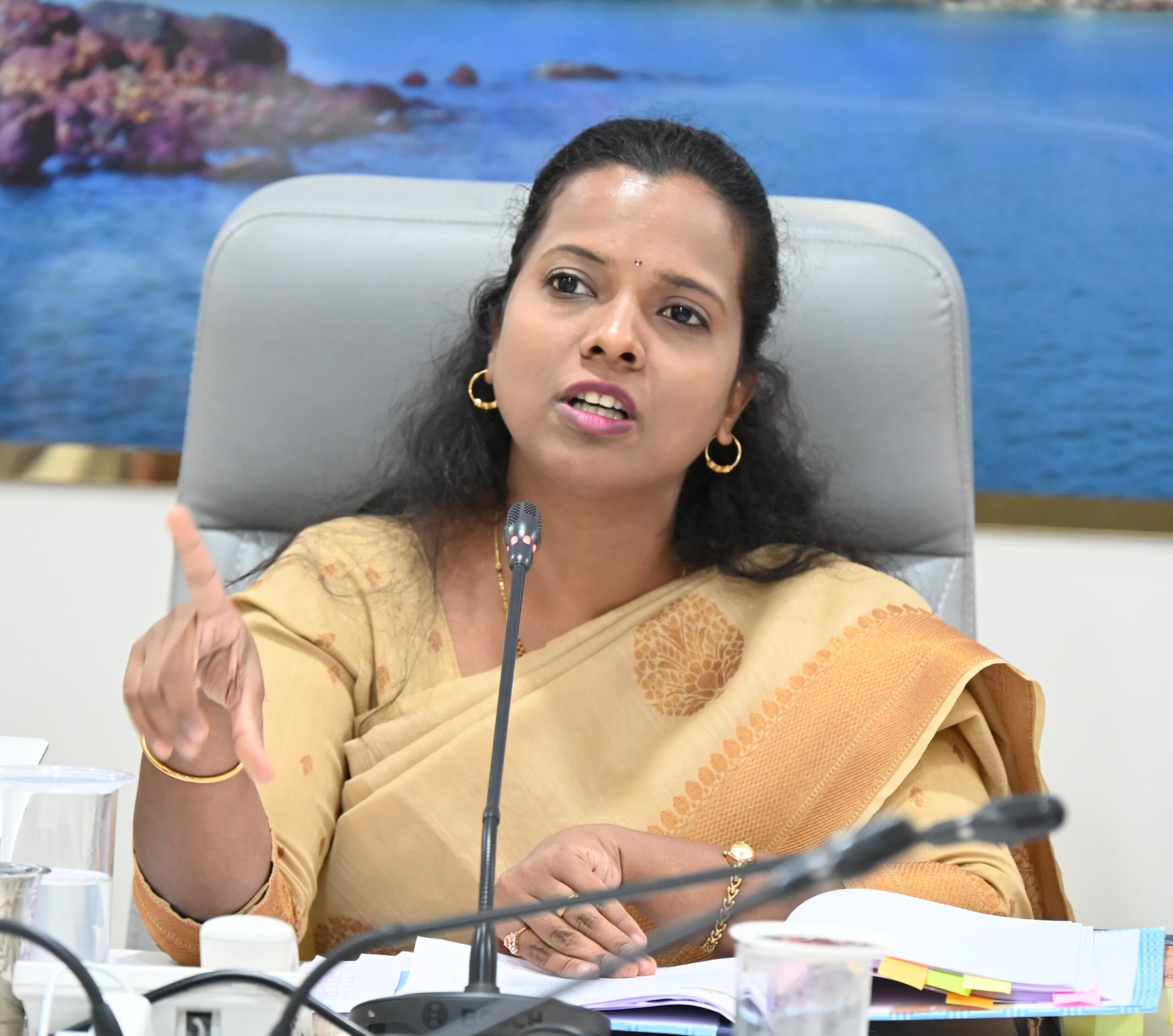 You are currently viewing विधानपरिषदेच्या स्थानिक प्राधिकारी मतदारसंघांसाठी निवडणूक कार्यक्रम जाहीर