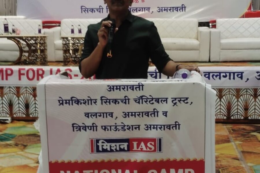 योग्य वेळी योग्य गोष्ट करणे म्हणजे जीवनात यशस्वी होणे होय; पोलीस अधीक्षक श्री बापू बांगर 