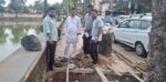 मोती तलाव फूटपाथ कामाची संजू परबांकडून पाहणी; जीर्ण पाईपांबाबत खबरदारीच्या सूचना