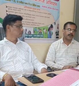 Read more about the article आरोस गावातील अनेक समस्यांबाबत शिवसेना उद्धव बाळासाहेब ठाकरे पक्षाच्या पदाधिकाऱ्यांनी ग्रामपंचायतीला धरले धारेवर