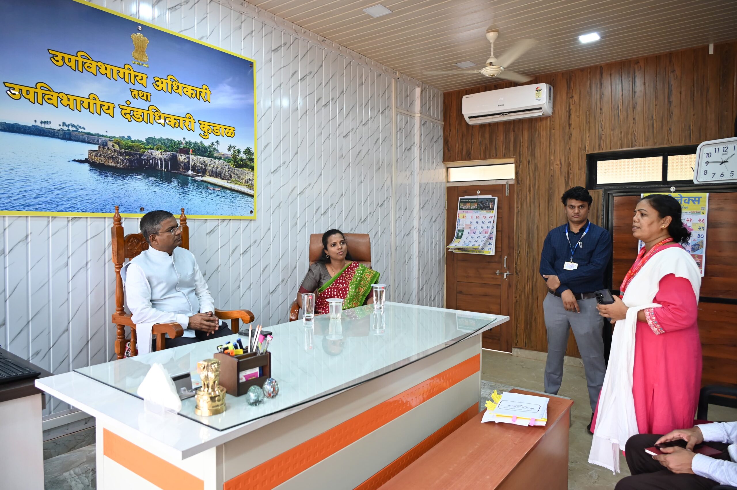 You are currently viewing अप्पर मुख्य सचिव विकास खारगे यांचा कुडाळ दौरा