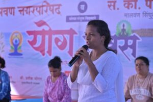 Read more about the article मालवणात जिल्हाधिकारी तृप्ती धोडमिसे यांच्या प्रमुख उपस्थितीत आंतरराष्ट्रीय योग दिन साजरा