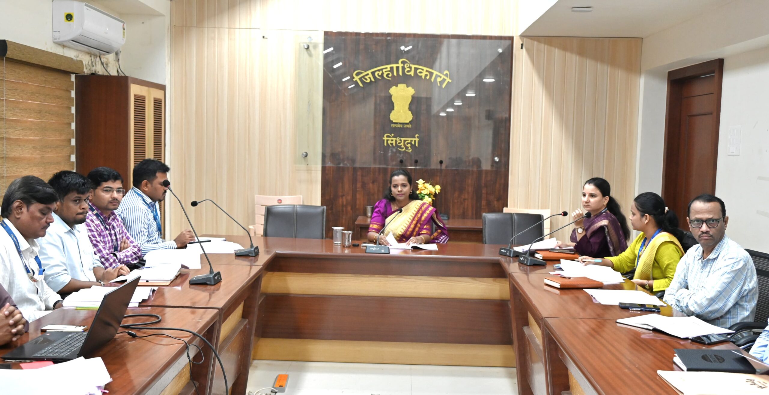 You are currently viewing जिल्हाधिकारी तृप्ती धोडमिसे यांच्या अध्यक्षतेखाली आत्मा नियामक मंडळाची सभा संपन्न