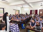 मदर क्वीन्स इंग्लिश स्कूलमध्ये विद्यार्थ्यांसाठी कायदेविषयक मार्गदर्शन सत्र