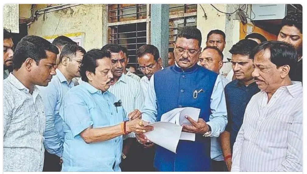 You are currently viewing कणकवली बसस्थानक परिसरातील अतिरिक्त जागा नगरपंचायतीला द्या
