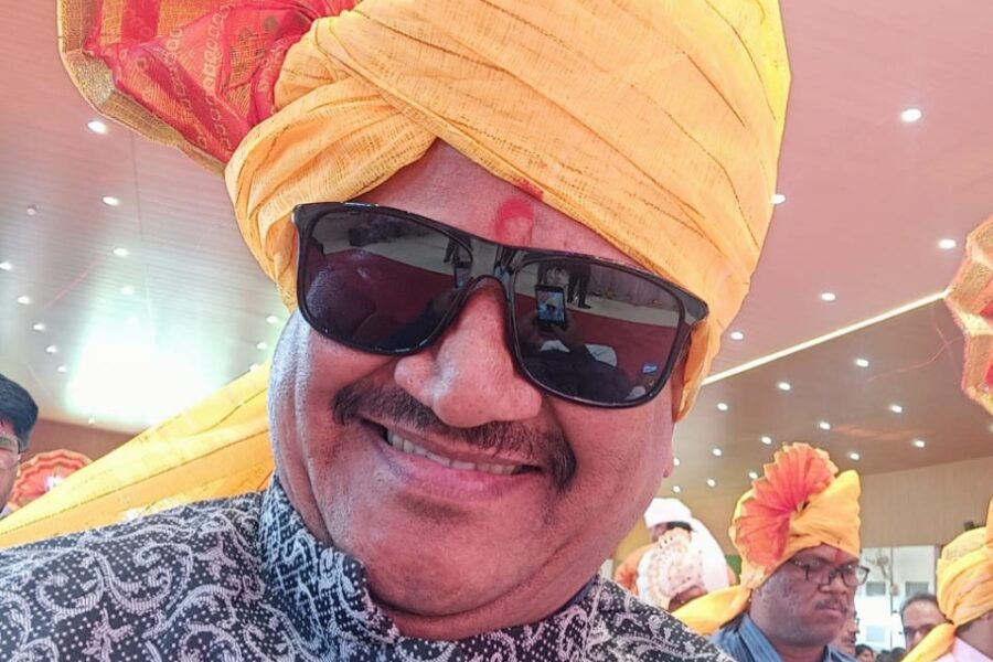 राष्ट्रहित हरवलेली सत्तेची स्पर्धा