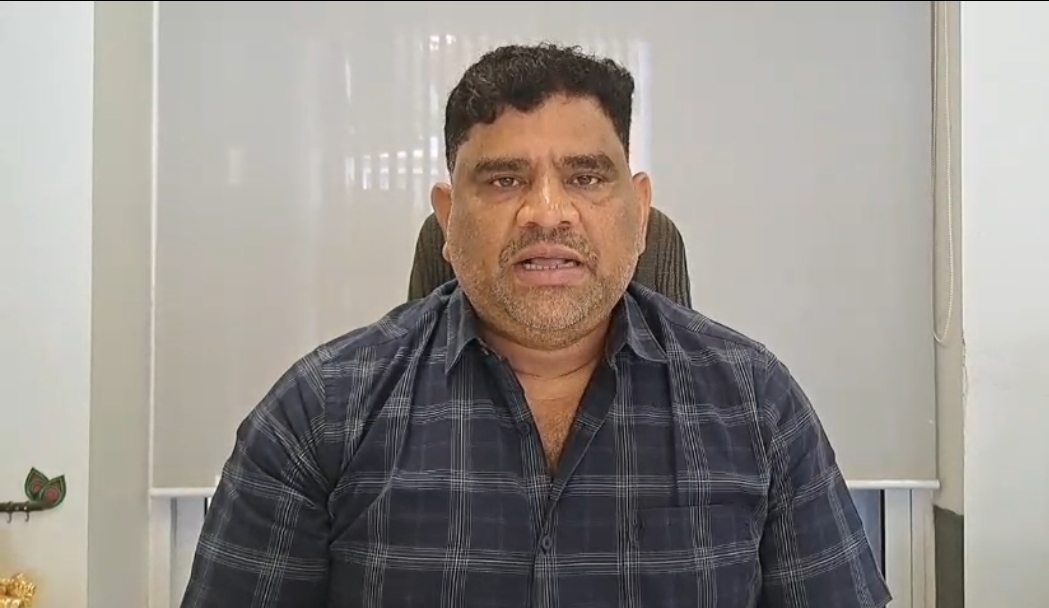 You are currently viewing २०२४ साली एकाच घरात सत्ता गेल्याने सिंधुदुर्गात अवैध मायनींगचे संकट- वैभव नाईक