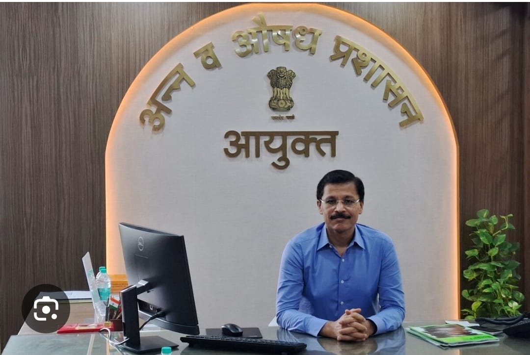 You are currently viewing श्री.तुकाराम मुंढेचा संघर्षमय प्रवास दिल्ली पुणे मुंबई संभाजीनगर 