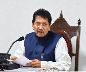 Read more about the article वादळग्रस्तांना दिलासा देण्यासाठी आमदार दीपक केसरकर सरसावले; वीजपुरवठा पूर्ववत करण्यासाठी युद्धपातळीवर उपाययोजना