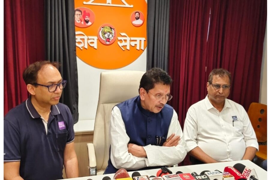 आडाळी एमआयडीसीत १०० कोटींचा डेटा सेंटर उद्योग; सिंधुदुर्गातील शेकडो युवकांना रोजगाराची संधी