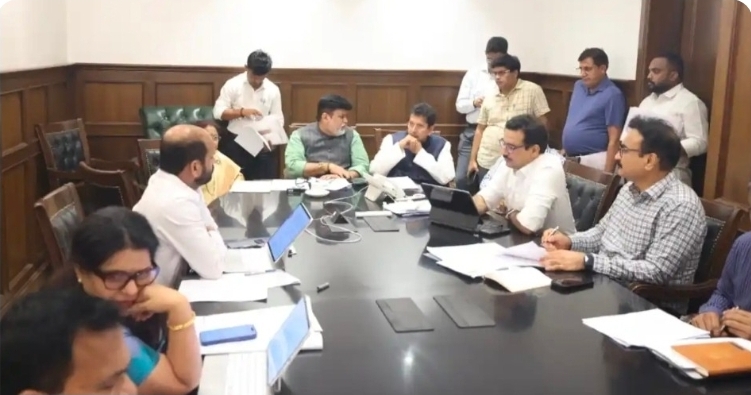 You are currently viewing आडाळी एमआयडीसीला मोठा दिलासा; भूखंड वाटपावरील स्थगिती उठविण्यासह आठ महत्त्वाचे निर्णय