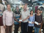 विद्यामंदिर हरकुळ खुर्दच्या गुणवंत विद्यार्थ्यांना अजितराव नाडकर्णी यांच्याकडून बक्षिसे