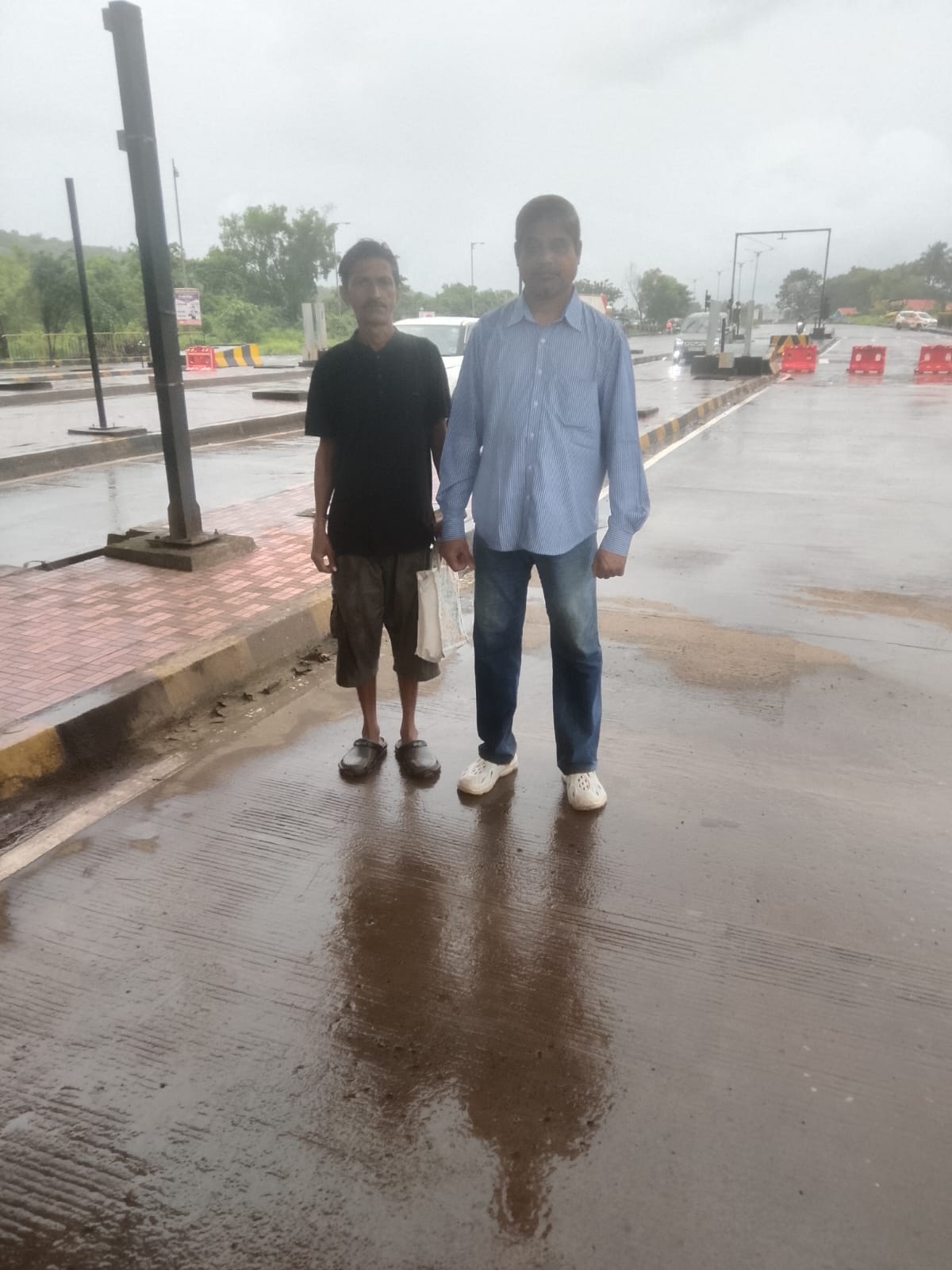 You are currently viewing टोलनाका सुरू करण्यापूर्वी महामार्गाचे संपूर्ण काम पूर्ण करा; अन्यथा आंदोलनाचा इशारा