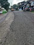 पावसाची उघडीप मिळताच फोंडाघाटमध्ये रस्त्यांच्या खड्ड्यांची डागडुजी सुरू