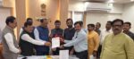 विशेष मतदार पुनर्निरीक्षणाचे काम करणाऱ्या कर्मचाऱ्यांना ४५ दिवसांची विशेष नैमित्तिक रजा व मानधनात वाढ द्या