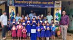 घारपी शाळेच्या विद्यार्थ्यांनी सीमेवरच्या जवानांसाठी पोस्टाने पाठवल्या स्वनिर्मित राख्या व शुभेच्छाकार्ड