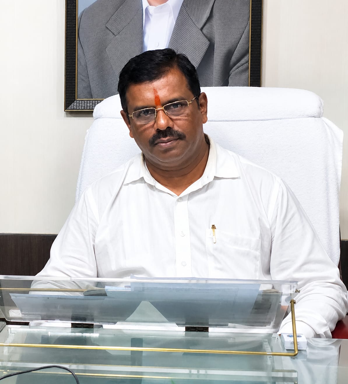 You are currently viewing सोमवारी ३१ ऑगस्ट रोजी जिल्ह्यातील शासकीय संस्था व परिसरात विशेष स्वच्छता अभियान