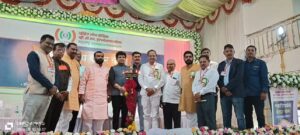 Read more about the article व्हॉईस ऑफ मीडिया – VOM इंटरनॅशनल फोरमच्या मराठवाडा स्तरीय केडर कॅम्पला उत्स्फूर्त सुरुवात