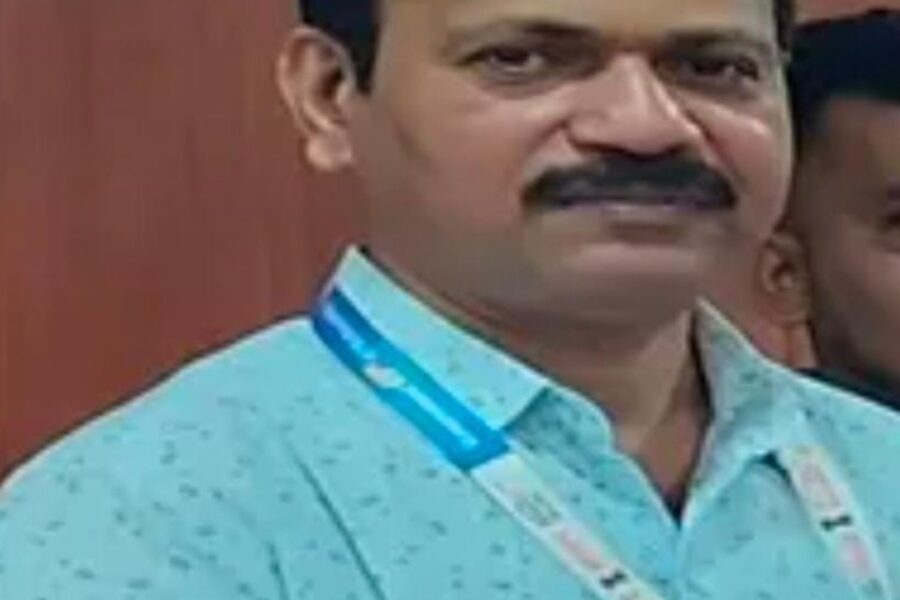 सावंतवाडी नायब तहसीलदार मनोज मुसळे यांचे हृदयविकाराच्या तीव्र झटक्याने निधन