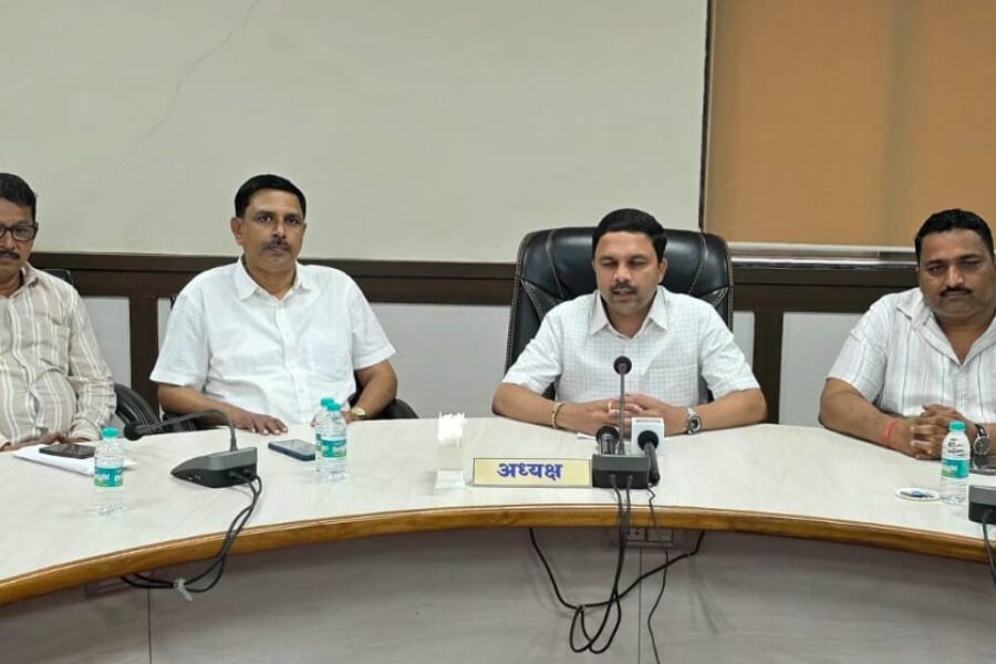 सिंधुदुर्गातील आदर्श दूध संस्थांचा सन्मान; बांदा पंचक्रोशी प्रथम