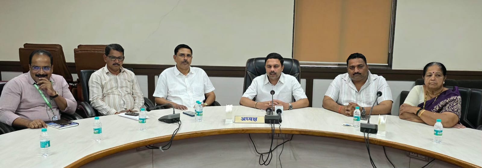 You are currently viewing सिंधुदुर्गातील आदर्श दूध संस्थांचा सन्मान; बांदा पंचक्रोशी प्रथम