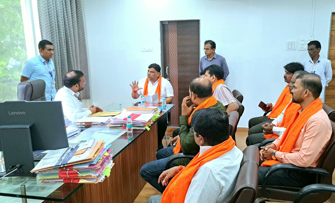 You are currently viewing कणकवली सा.बां. विभागाकडुन विकास कामांचे ठेके होतायत मॅनेज