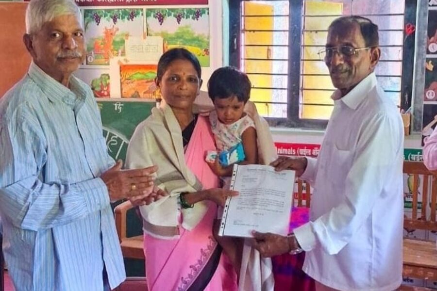 ‘सुपर गोल्ड’ प्रमाणपत्र सन्मानित साधना भांडे यांचा भंडारी समाजाच्यावतीने गौरव