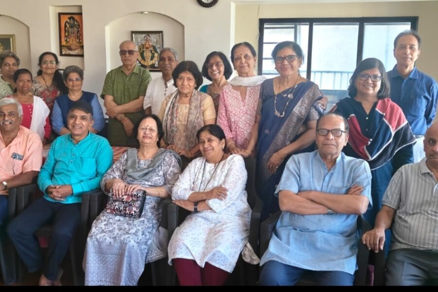 मुंबई येथे कवयित्री डॉ. मानसी अशोकराव पाटील सायन यांचा औचित्यपूर्ण काव्यसंमेलन सोहळा