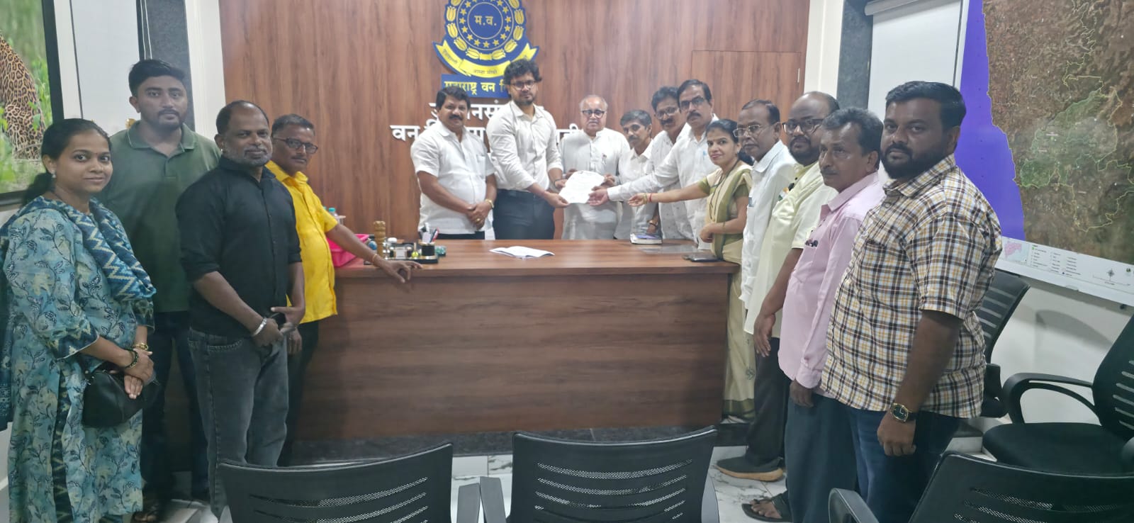You are currently viewing वन्यप्राणांमुळे होणाऱ्या नुकसानीची रक्कम वाढवून मिळावी