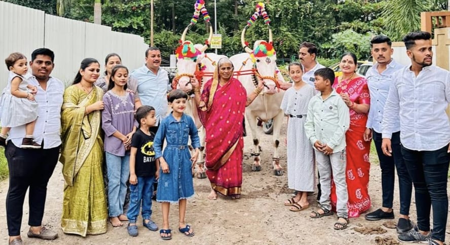 You are currently viewing बैलपोळा म्हणजे बैला प्रति कृतज्ञता व्यक्त करणारा सण. प्रगतीशील शेतकरी पै. नरेश जगताप.