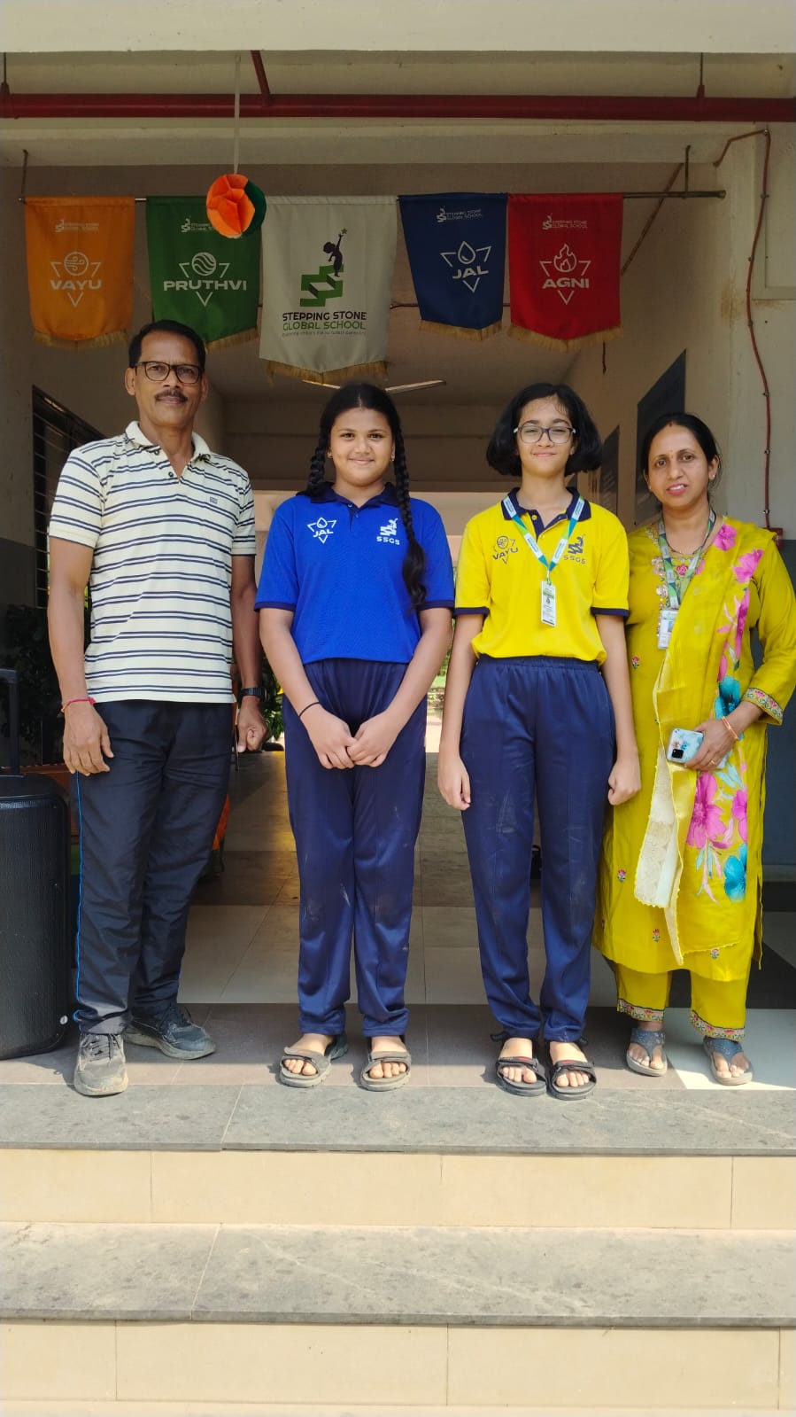 You are currently viewing तालुकास्तरीय मैदानी स्पर्धेत स्टेपिंग स्टोन ग्लोबल स्कूलच्या विद्यार्थिनींचे सुयश: